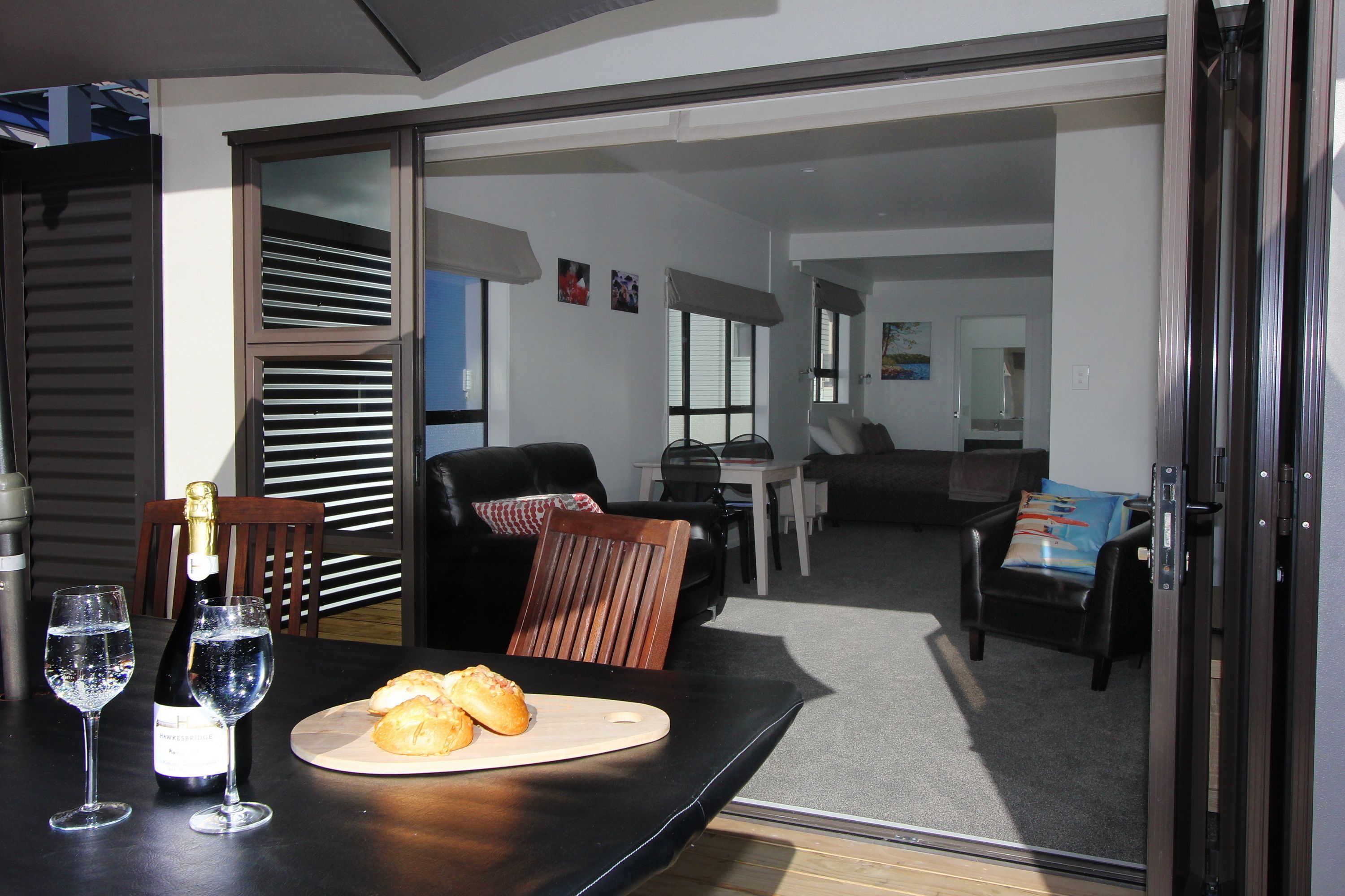 3 - Supreme Beachfront Studio Apartment | In-room dining