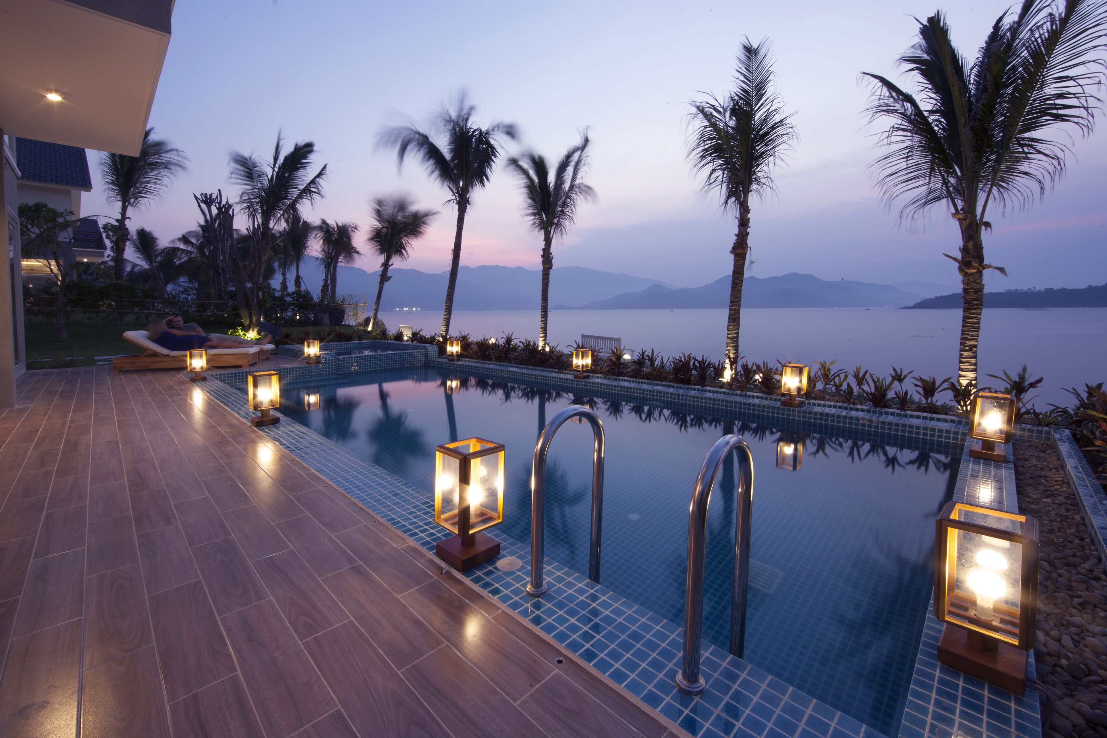 Four-Bedroom Villa with Private Pool | Terrasse/Patio