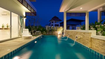 2 Bedrooms Garden Pool Villa | Piscina particular