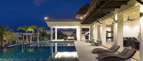 Outdoor pool, pool loungers