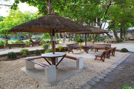 Área de parrillas y picnic