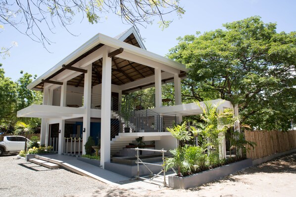 Exterior - Karancho Beach House (Lapu-Lapu)