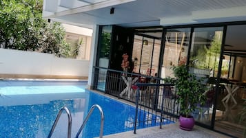 Seasonal outdoor pool