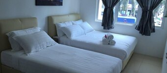 Ipoh Road Hotel