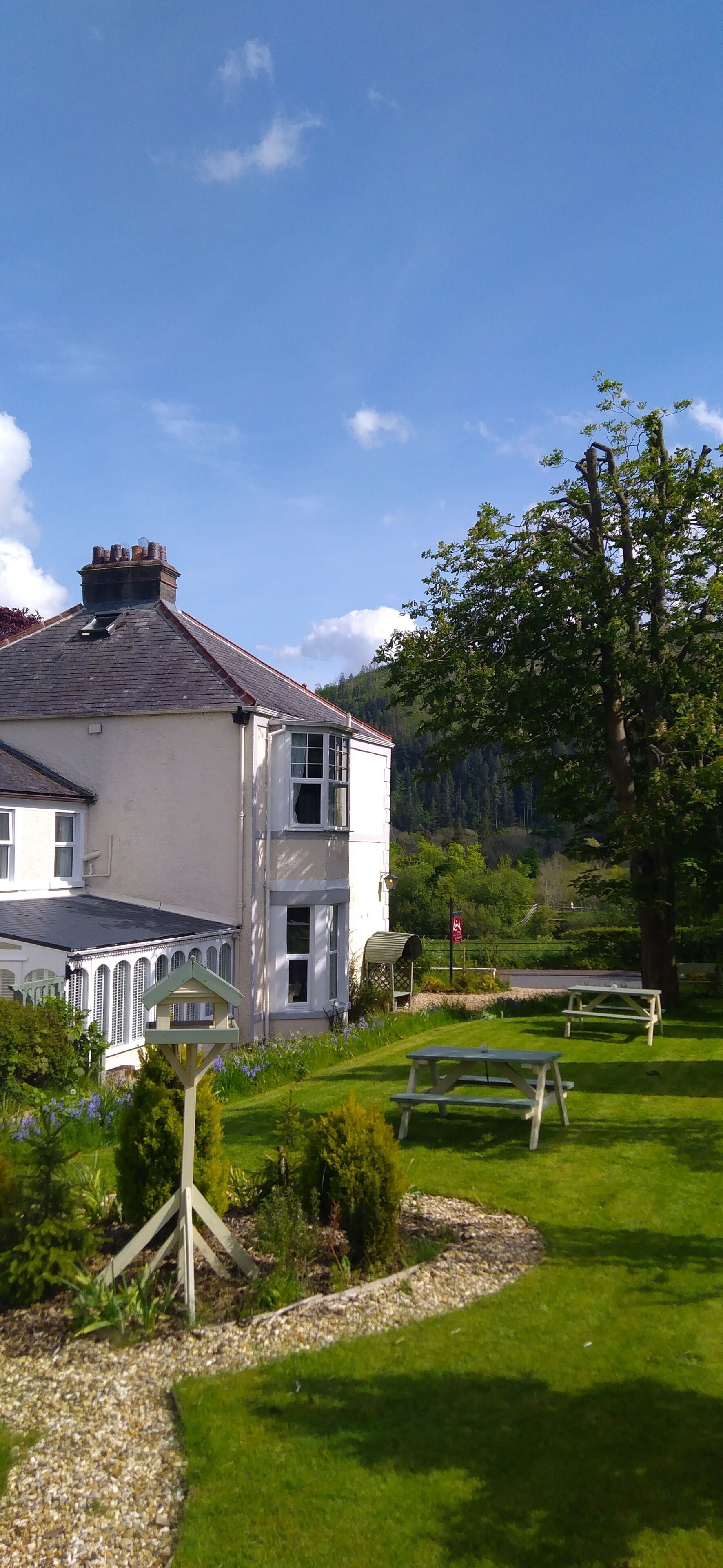 المنشأة من الخارج