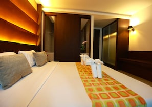 Double Room | Free WiFi, bed sheets - The Bangkok Major Suite (Bangkok)
