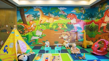 Zona de jocs infantil: coberta