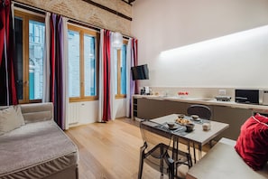 Appartement supérieur, 1 chambre | Salle à manger