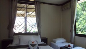 Unclassified image, 4 of 60, button - A & M Villa Pattaya (Pattaya)