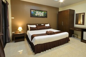 Superior Double Room | In-room safe, free WiFi, bed sheets - The Links Hotel Pattaya (Pattaya)