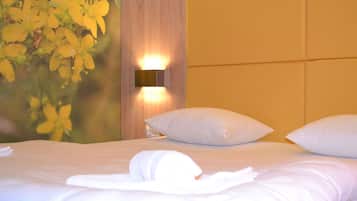 Double Room, Garden View | Free cots/infant beds, rollaway beds, free WiFi