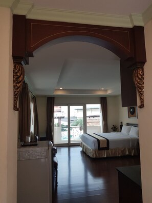 Superior Double Room, City View | In-room safe, desk, blackout drapes, free WiFi - Eurasia Boutique Hotel (Pattaya)