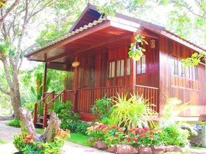 Family House - Baansuanlynjee Maeklong Resort (Bang Khonthi)