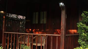 Bungalow, Lanai, Garden Area | Rollaway beds, free WiFi