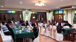 Restaurant - Baansuanlynjee Maeklong Resort (Bang Khonthi)