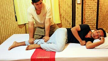 Aromatherapy, Thai massages, reflexology, massage/treatment rooms