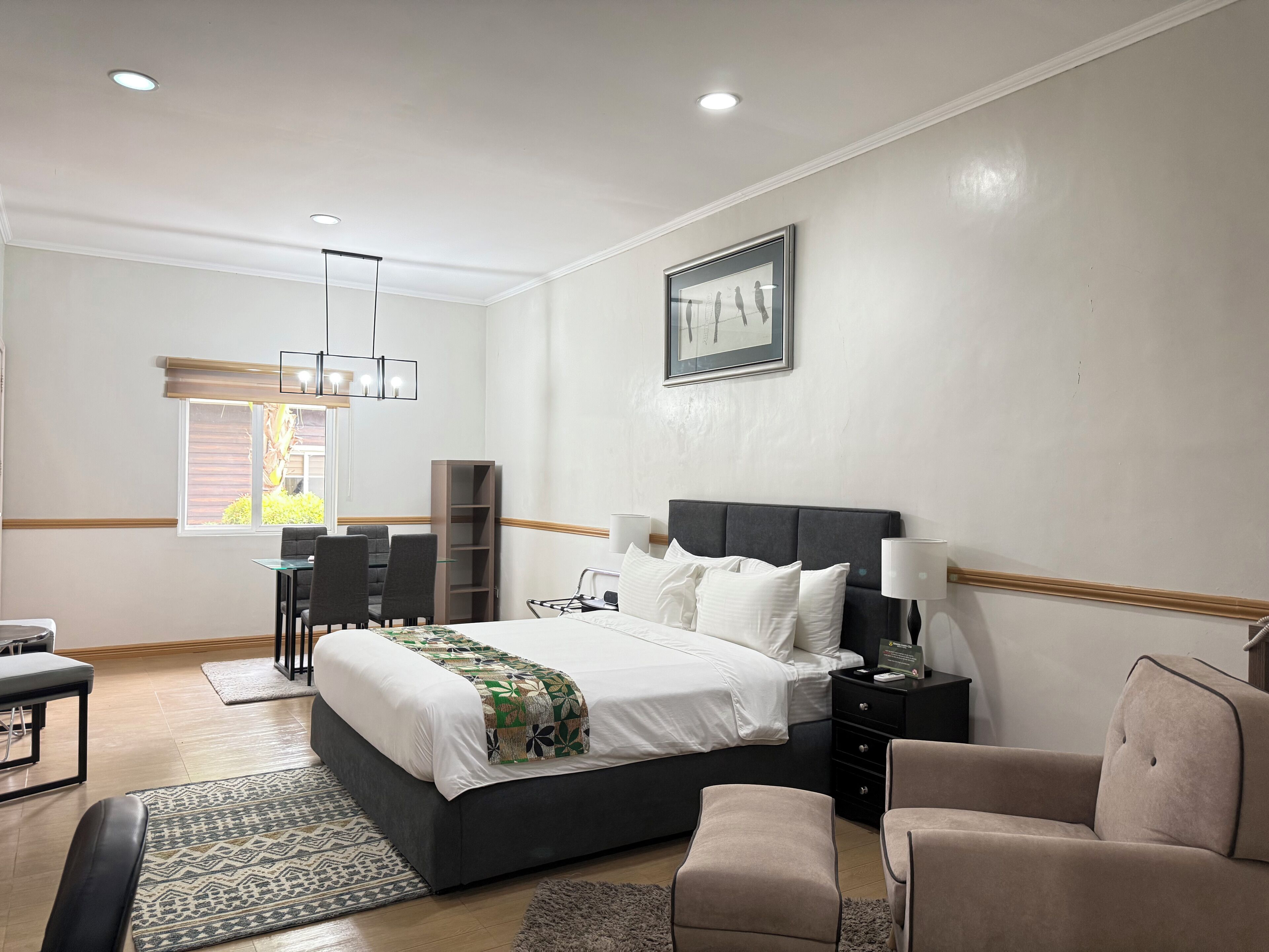 프리미엄 스튜디오, 간이주방 | 미니바, 객실 내 금고, 책상, 간이 침대