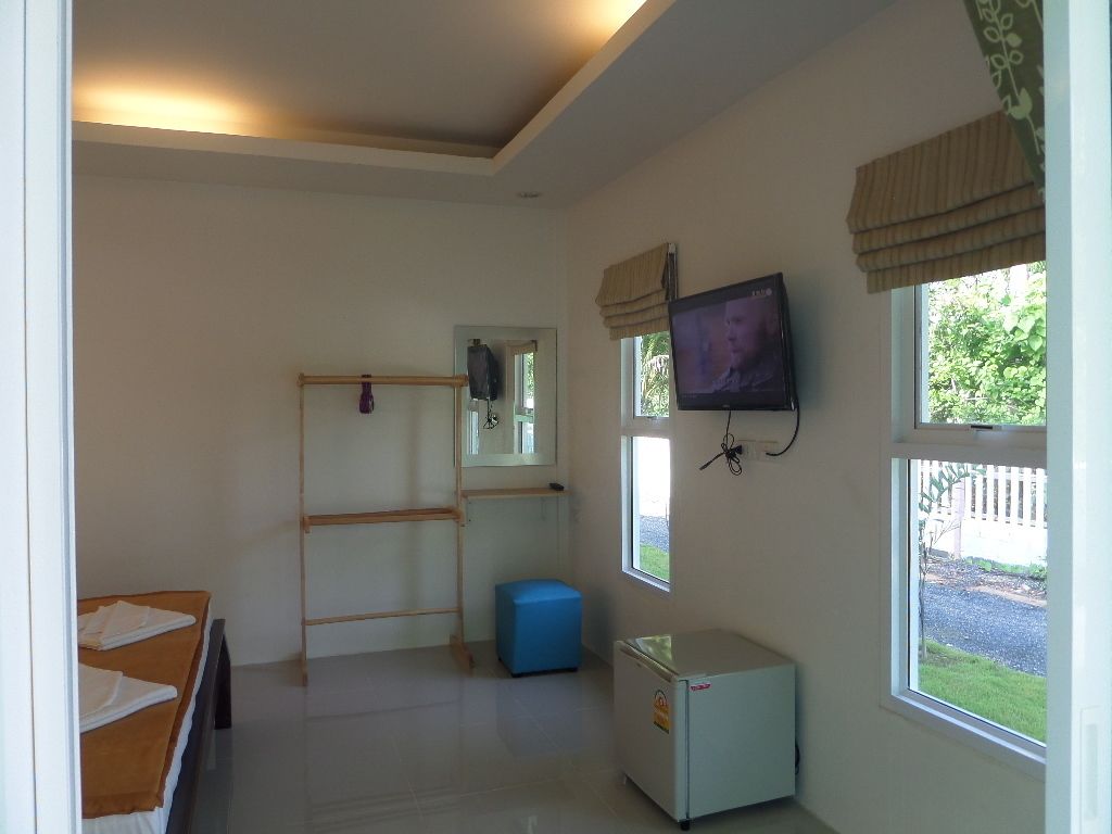 Photo - Lanta Triple Novel