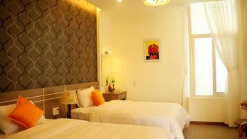 Chambre Familiale, vue jardin | Literie de qualité supérieure, minibar, bureau