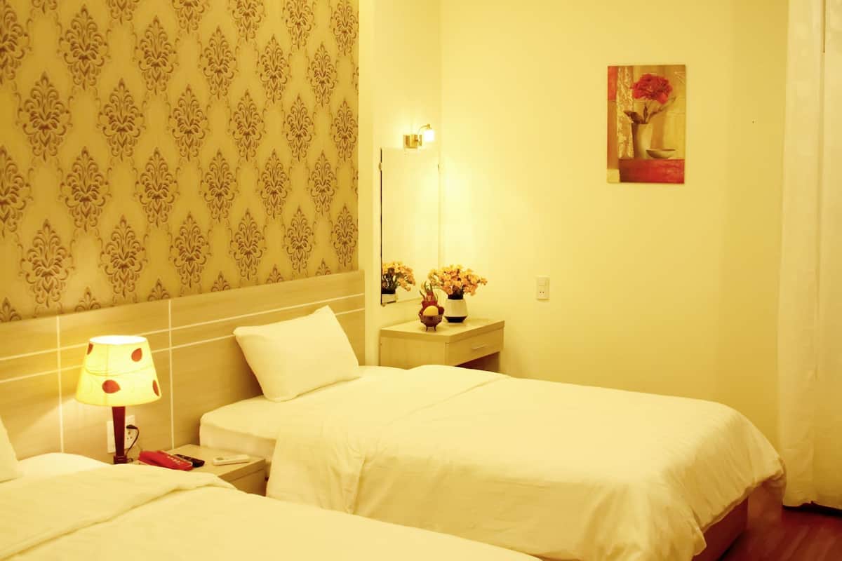 Premium bedding, minibar, desk, laptop workspace