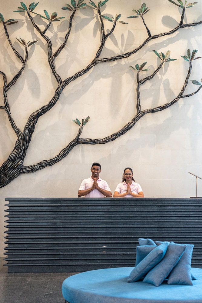 Jetwing Colombo Seven by null