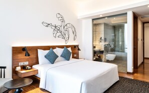 Premium bedding, minibar, in-room safe, desk - Jetwing Colombo Seven (Colombo)