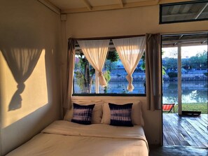 Standard AC | Wifi gratis y ropa de cama