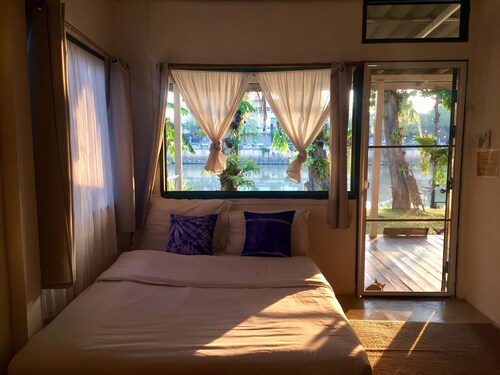 Ban Narai River Guesthouse