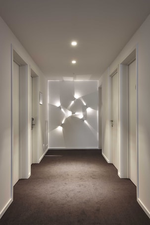 Escritorio, wifi gratis y ropa de cama . Parkhotel Izegem