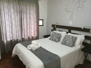 Chalet ejecutivo, 2 habitaciones, vistas al jardín, en la zona del jardín | Ropa de cama hipoalergénica y decoración individual