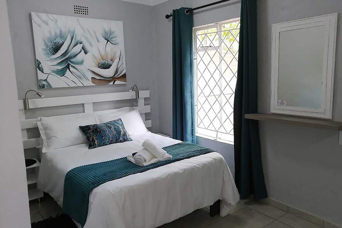 1 bedroom, hypo-allergenic bedding, individually decorated