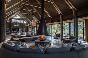 Interior - Kariega Game Reserve Settlers Drift (Kenton on Sea)