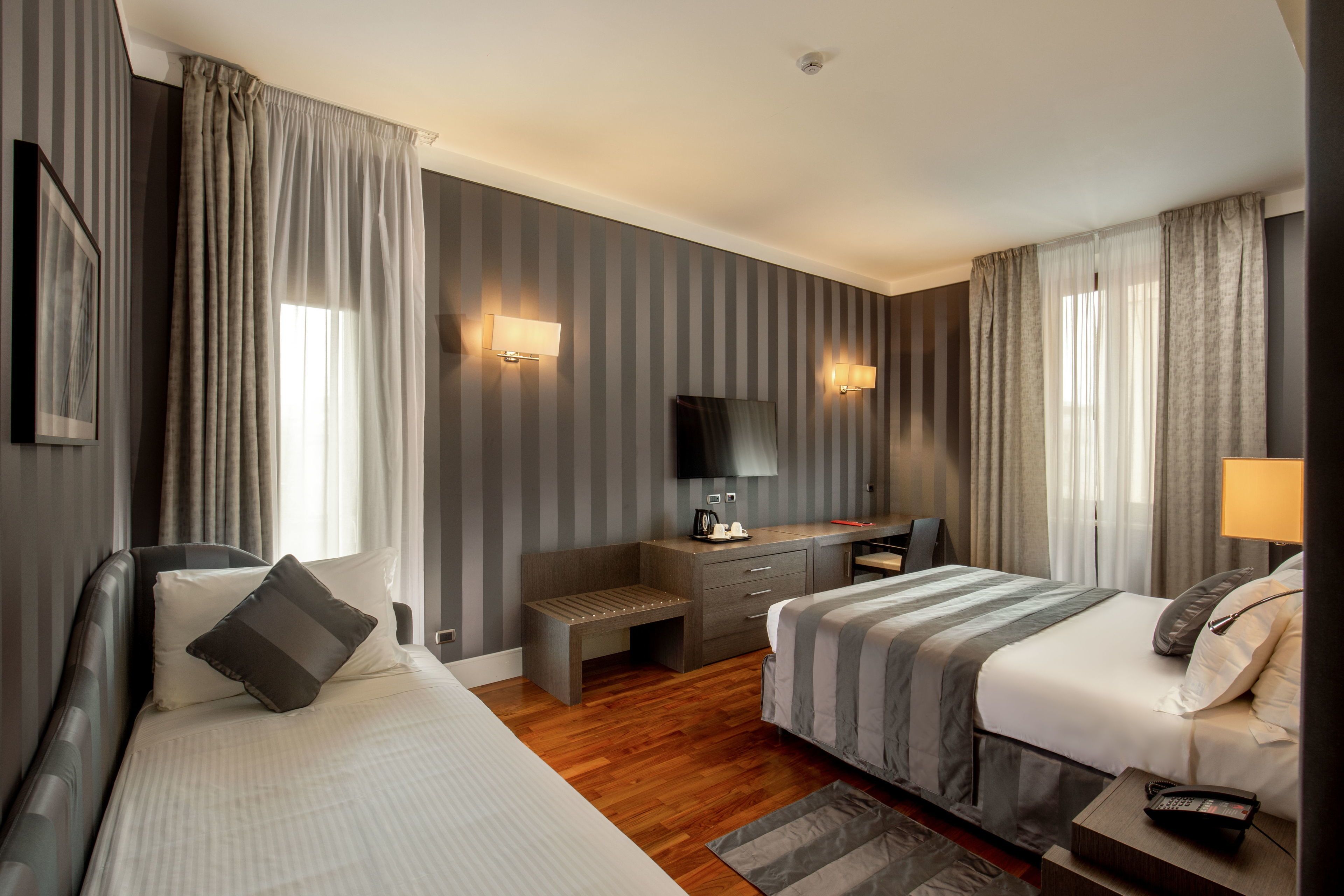 studio suite, terrace | 1 bedroom, premium bedding, minibar, in-room safe
