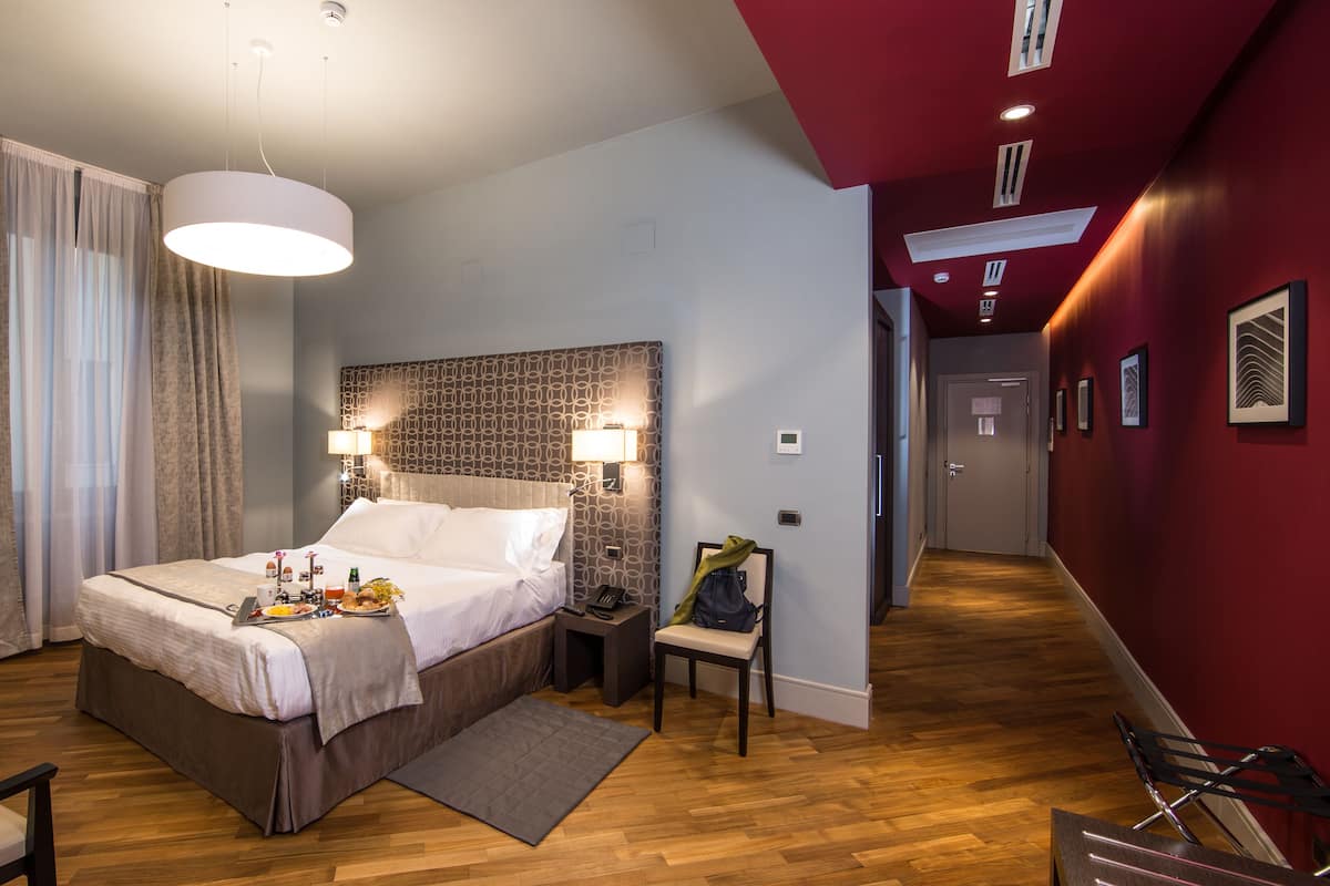 Literie de qualité supérieure, minibar, coffres-forts dans les chambres