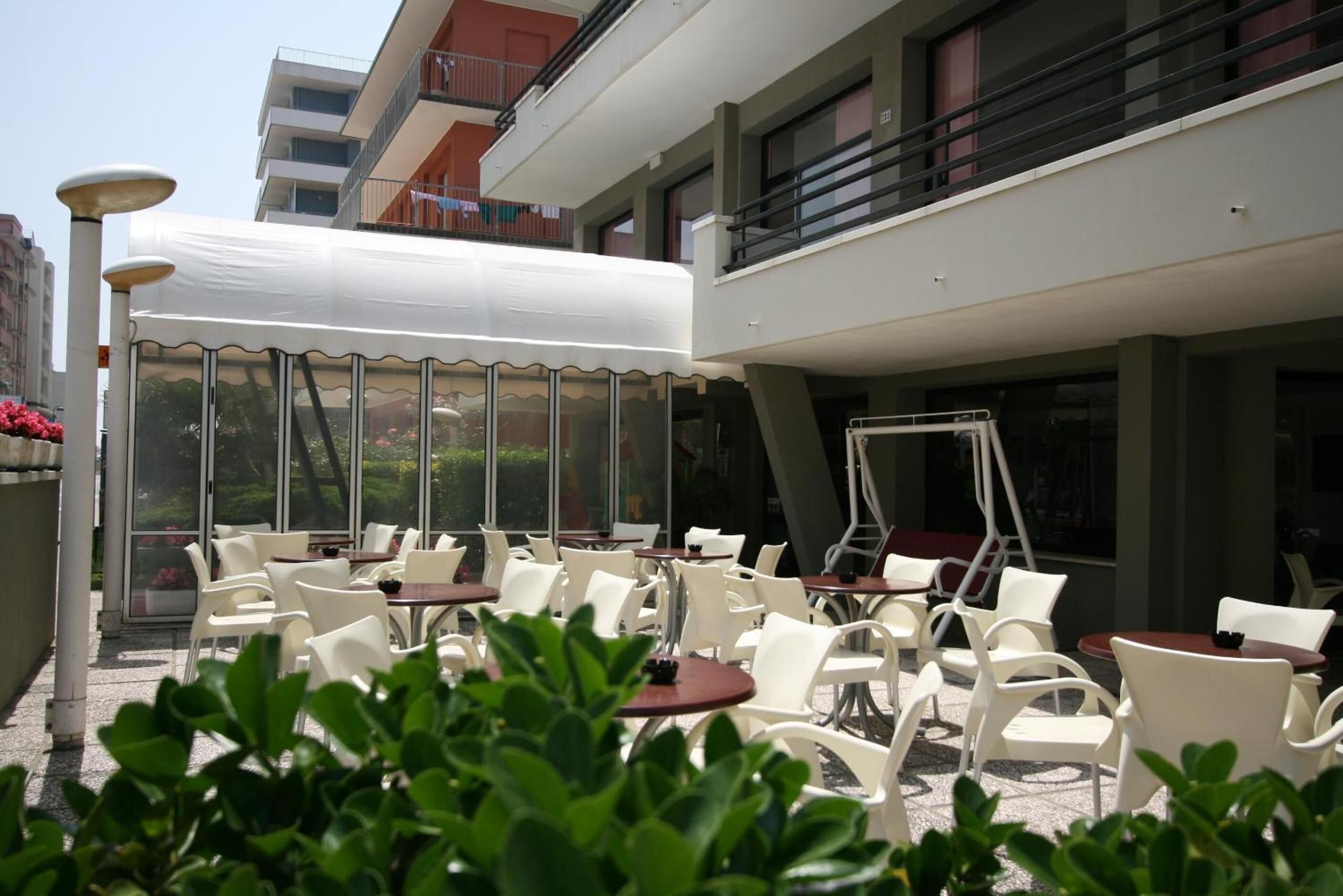 lunch and dinner served, local cuisine