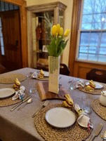 包含每日当地美食早餐