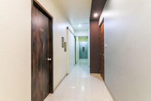 Front of property - Magnus Vosiv Suites (Pune)