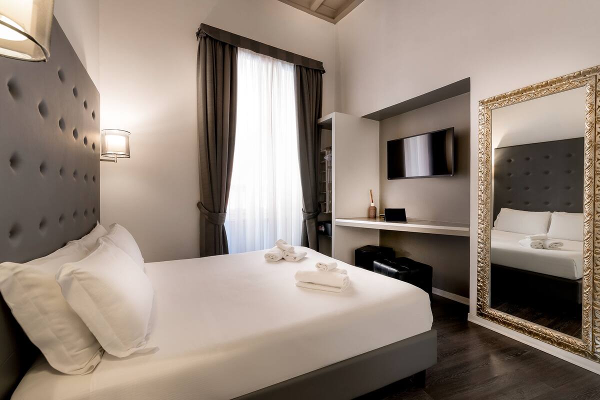 Superior Room | Premium bedding, in-room safe, desk, blackout curtains