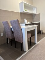 Habitación exclusiva | Minibar, caja fuerte, escritorio y wifi gratis