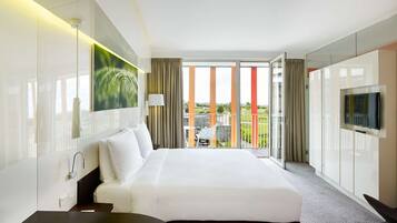 Premium bedding, minibar, in-room safe, desk