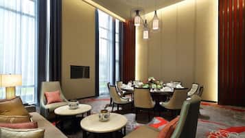 تناول الطعام