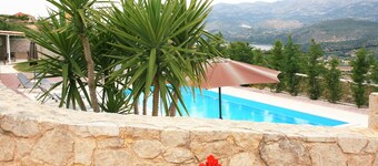 Lagoon View Apartments - Adults Only