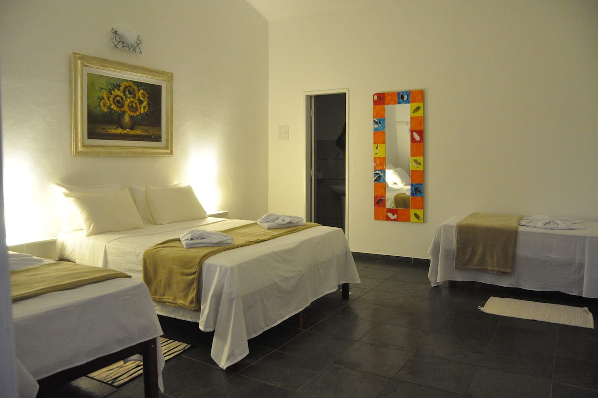 Minibar, cortinas blackout y wifi gratis