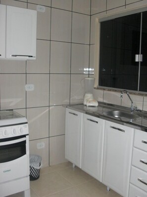 標準複式房屋 | 私人廚房 | 大型冰箱、微波爐、烤箱、爐台