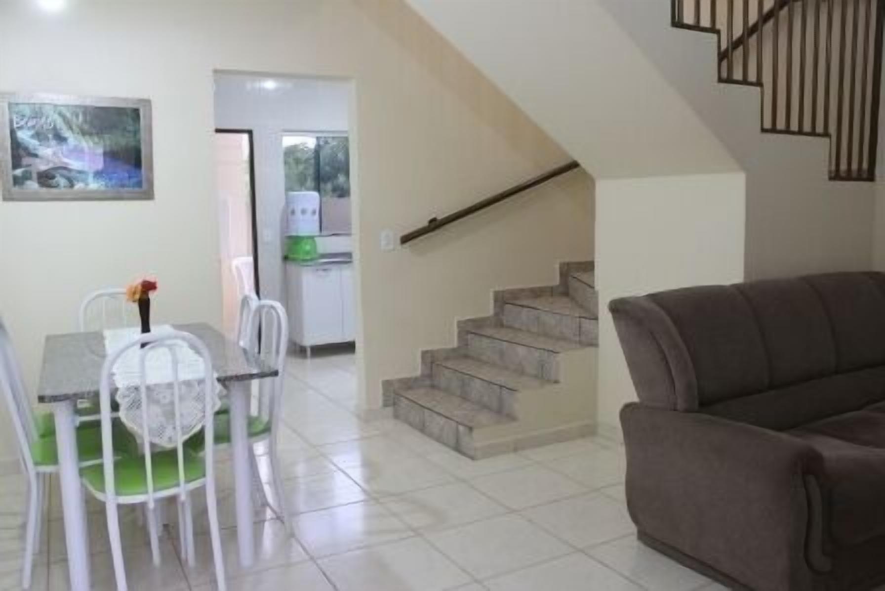 标准复式 | 起居区 | 液晶电视