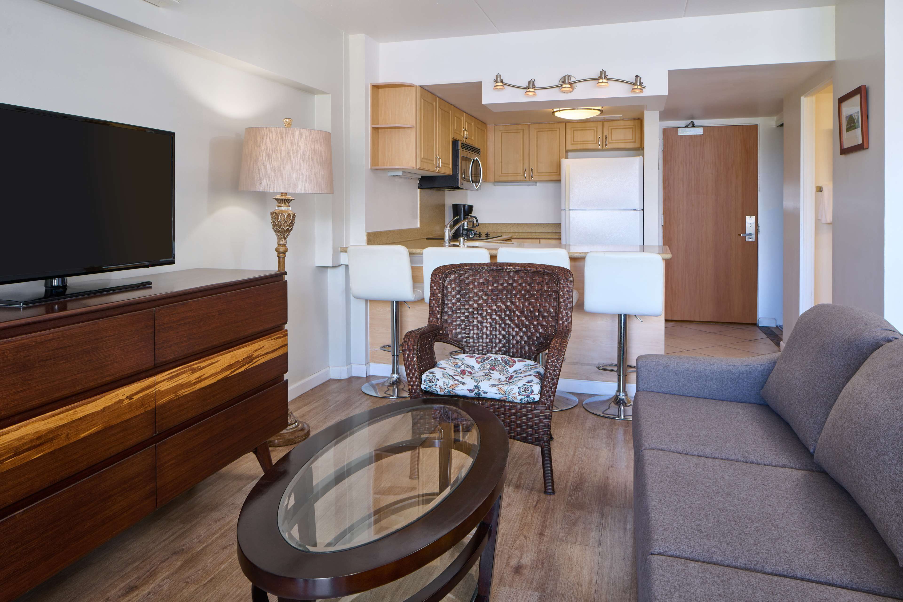 in-room safe, individually decorated, laptop workspace