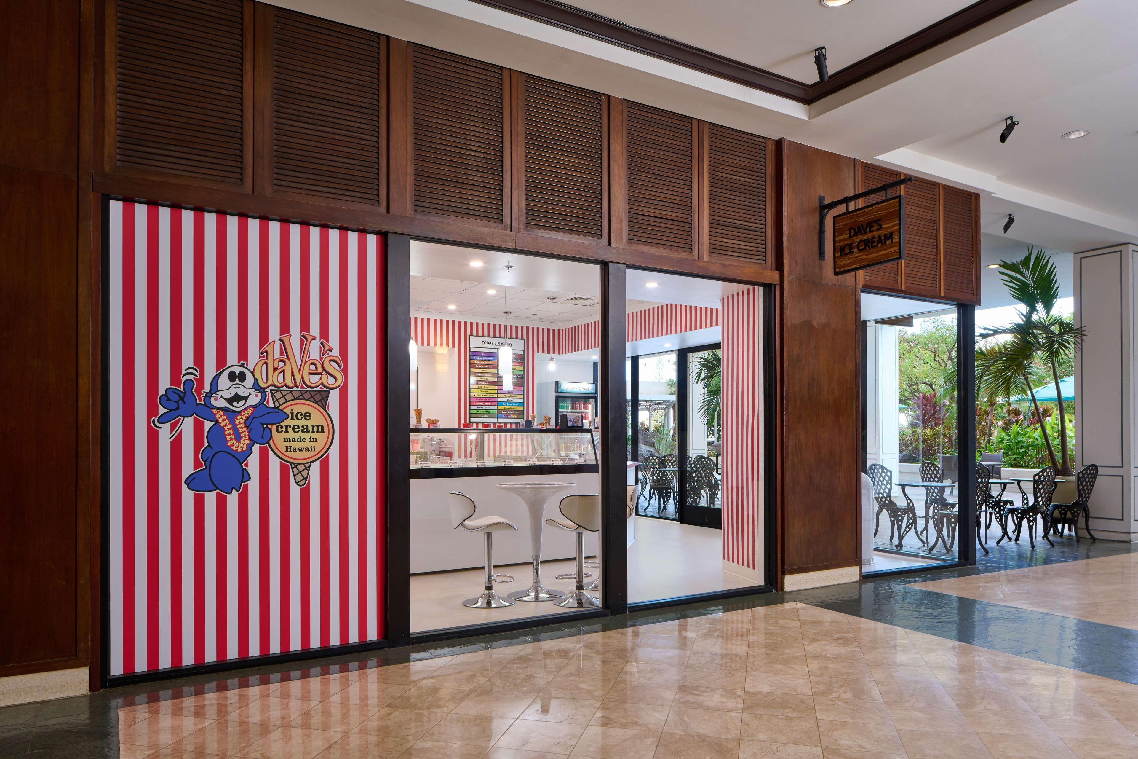 4 restaurants, breakfast, lunch, dinner served; american cuisine