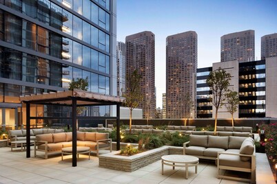 Homewood Suites by Hilton Chicago West Loop Fulton Mkt Area