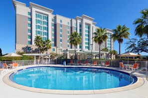Outdoor pool - Hampton Inn & Suites Tampa Airport Avion Park Westshore (Tampa)
