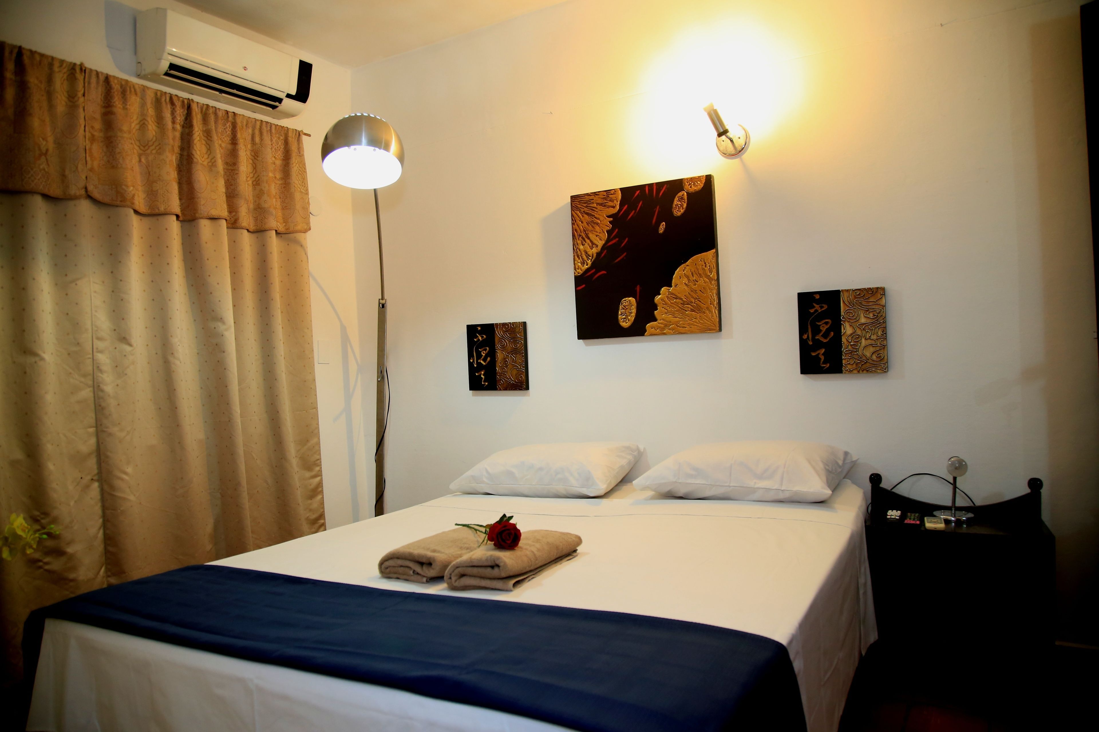 Chambre Double, 1 lit double | Fer et planche à repasser, lits pliants/supplémentaires, Wi-Fi gratuit